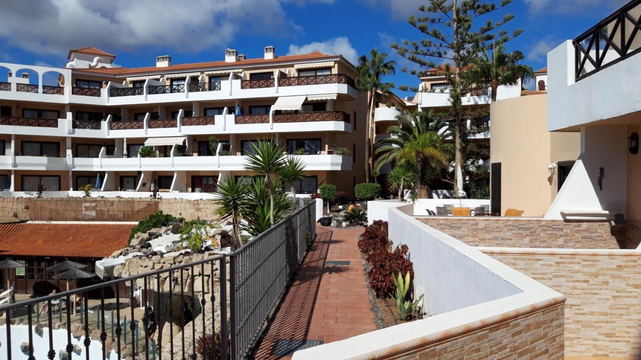 Apartment With Pool And Gardens Near The Coast San Miguel de Abona Esterno foto